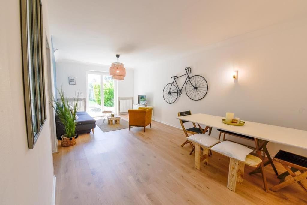 Charmant Logement Plein Pied Au Coeur Du Village 카스텔쿨리에르 외부 사진
